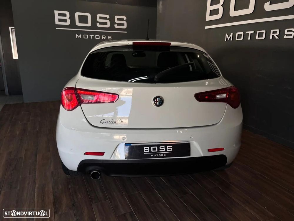 Alfa Romeo Giulietta 1.6 JTDM Exclusive - 12
