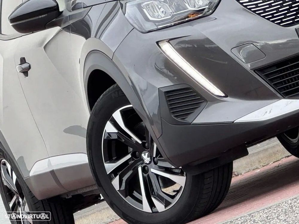 Peugeot 2008 1.5 BlueHDi Allure EAT8 - 38