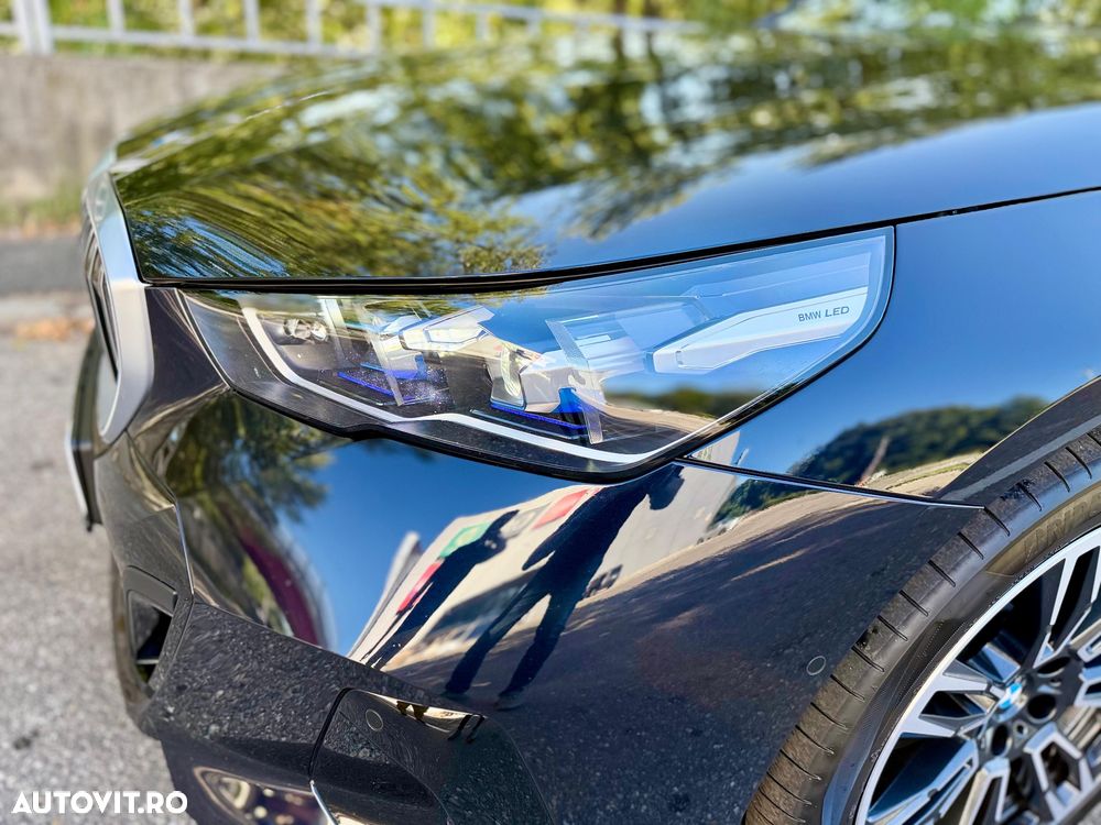 BMW Seria 5 520i AT MHEV - 10