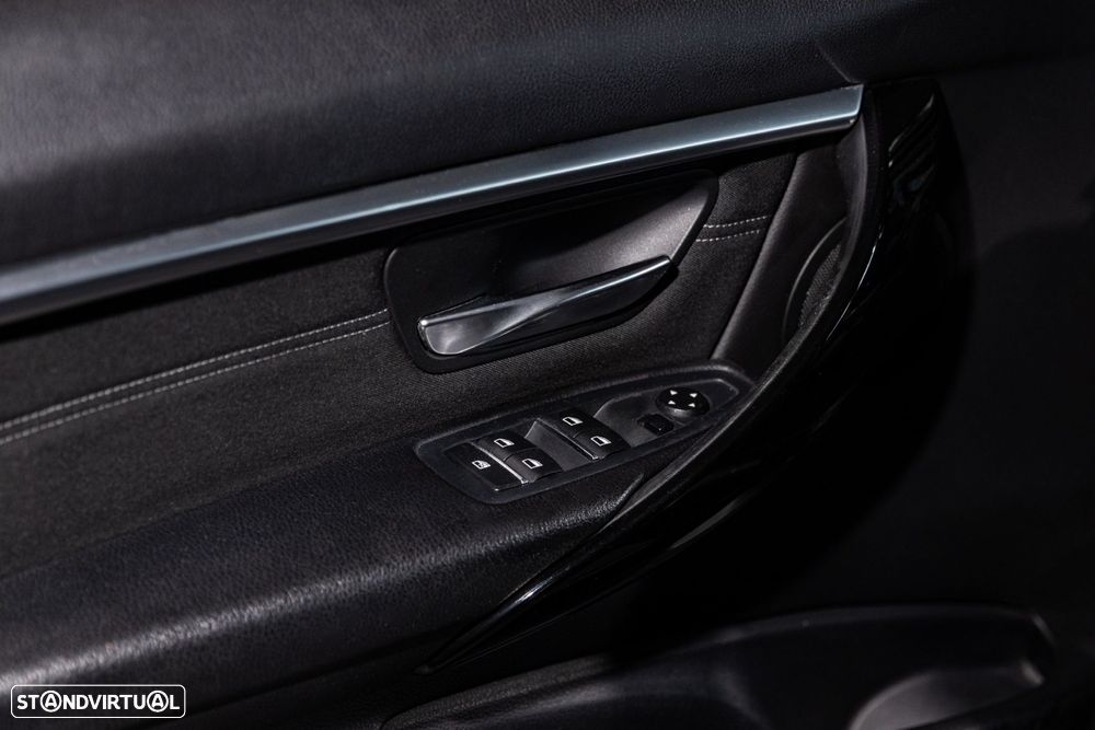 BMW 318 d Line Sport Auto - 23