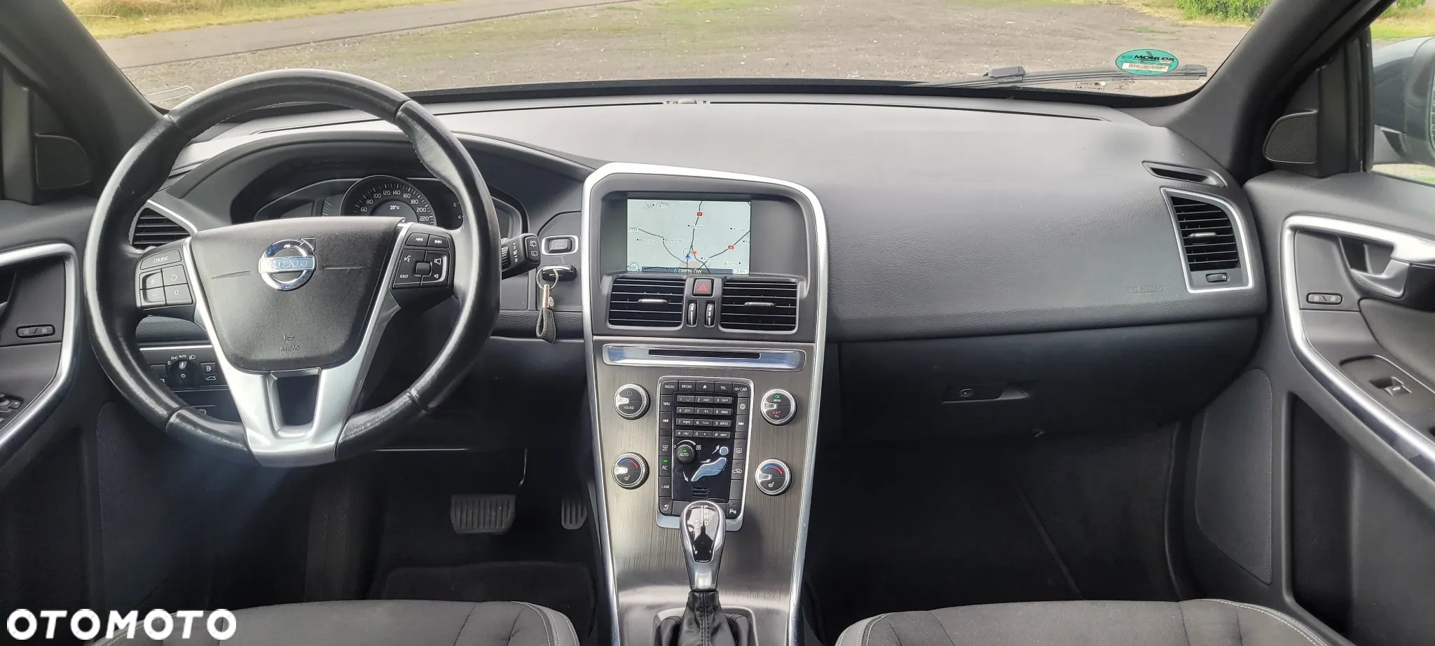 Volvo XC 60 D3 Momentum - 9