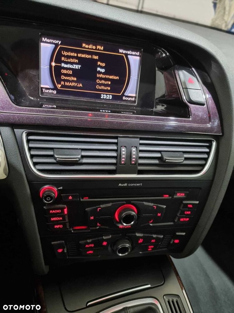 Audi A4 Limousine - 29