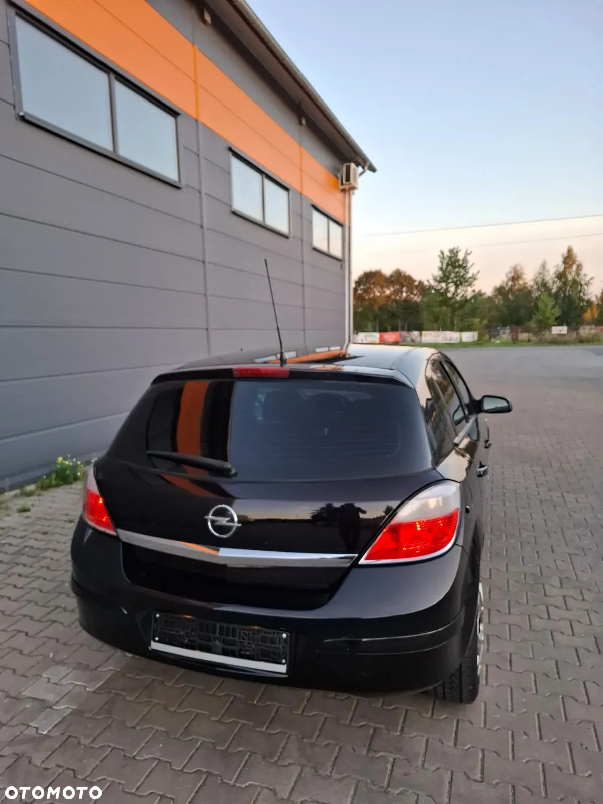 Opel Astra III 1.6 Elegance Easytronic - 4