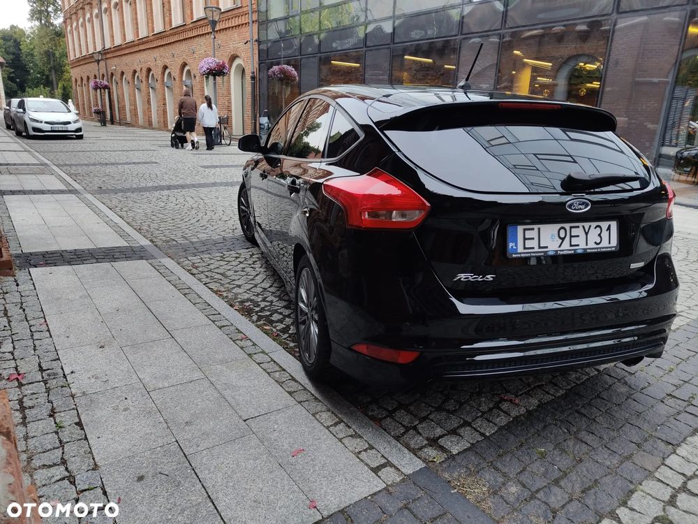 Ford Focus 1.5 EcoBoost SYNC Edition ASS - 12