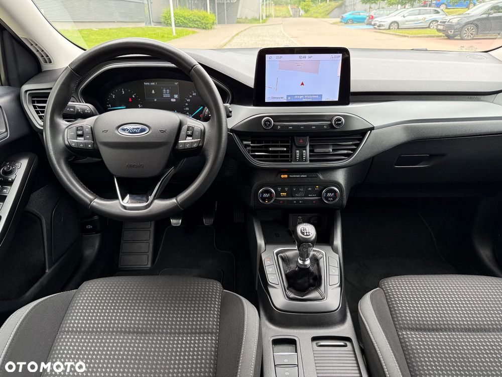 Ford Focus 1.5 EcoBlue Start-Stopp-System TITANIUM STYLE - 14