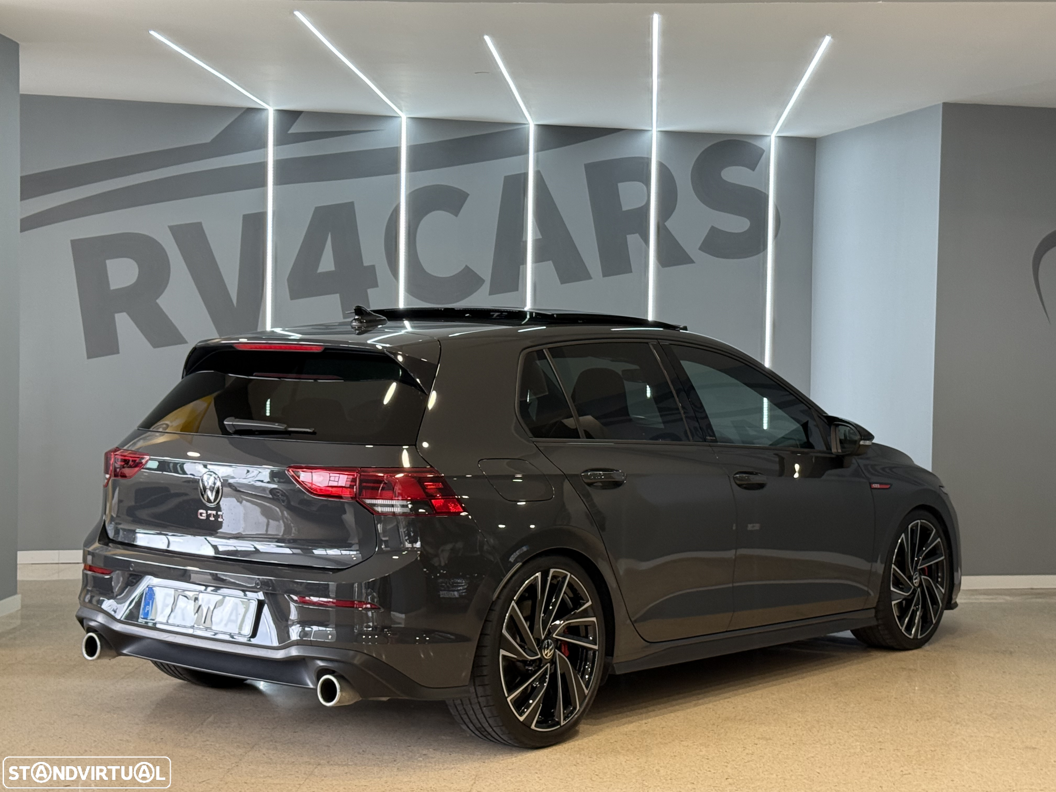 VW Golf 2.0 TSI GTI DSG Performance - 18