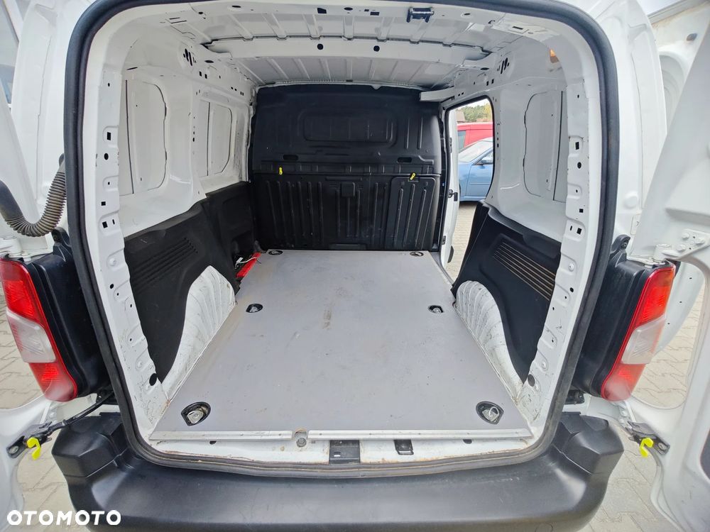 Toyota PROACE CITY - 24