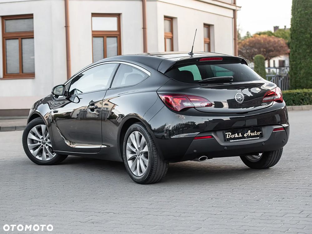 Opel Astra 2.0 CDTI ecoFLEX Start/Stop - 9