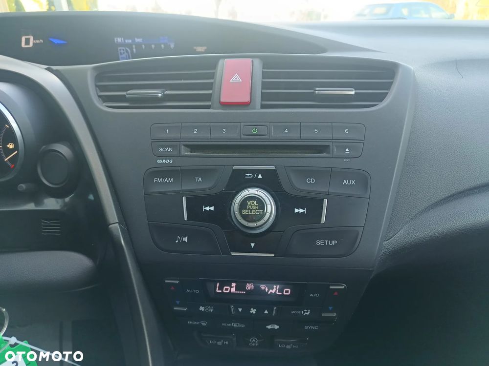 Honda Civic 1.8 i-VTEC Sport - 10