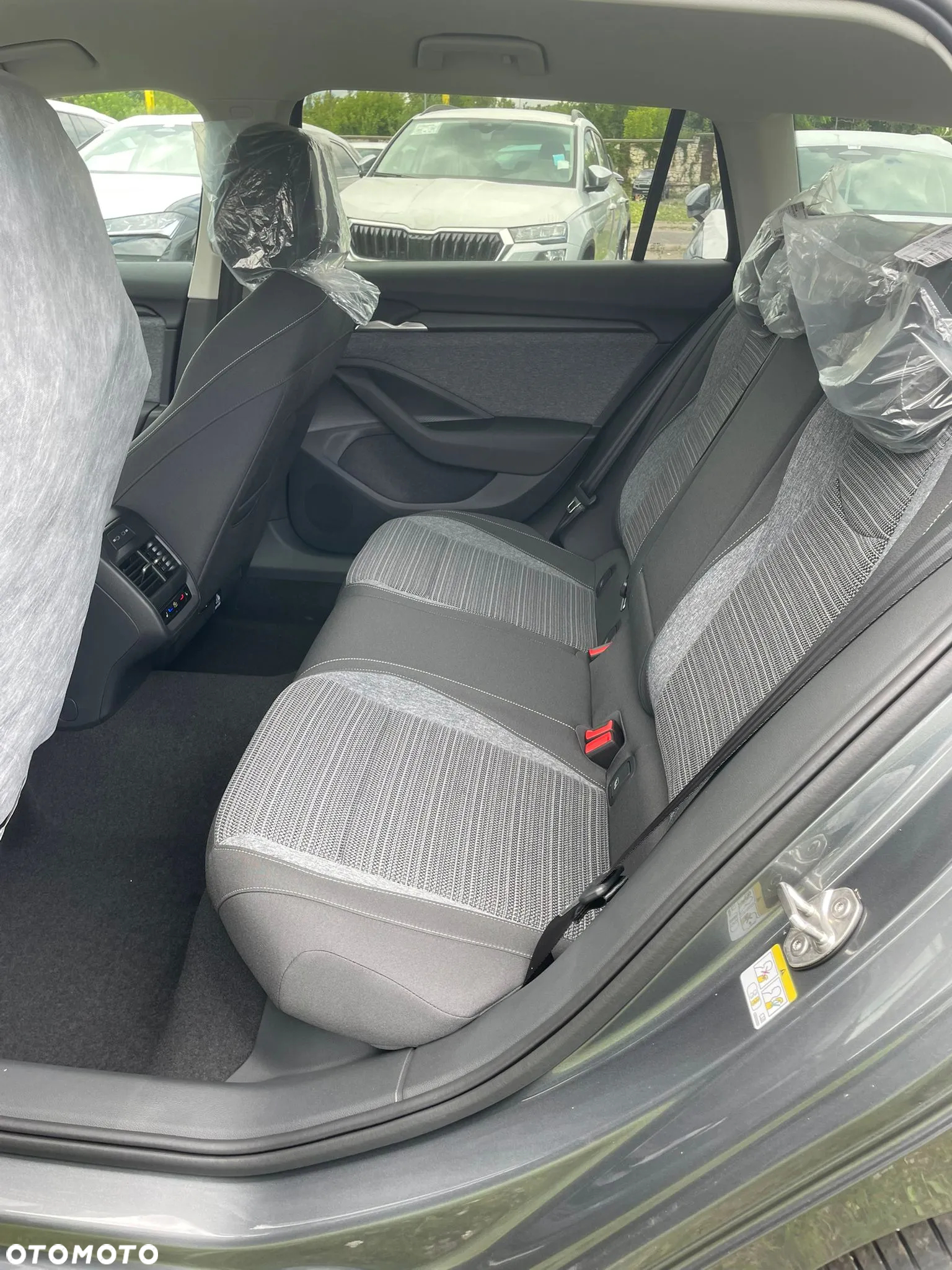 Skoda Superb 2.0 TSI 4x4 Selection DSG - 2