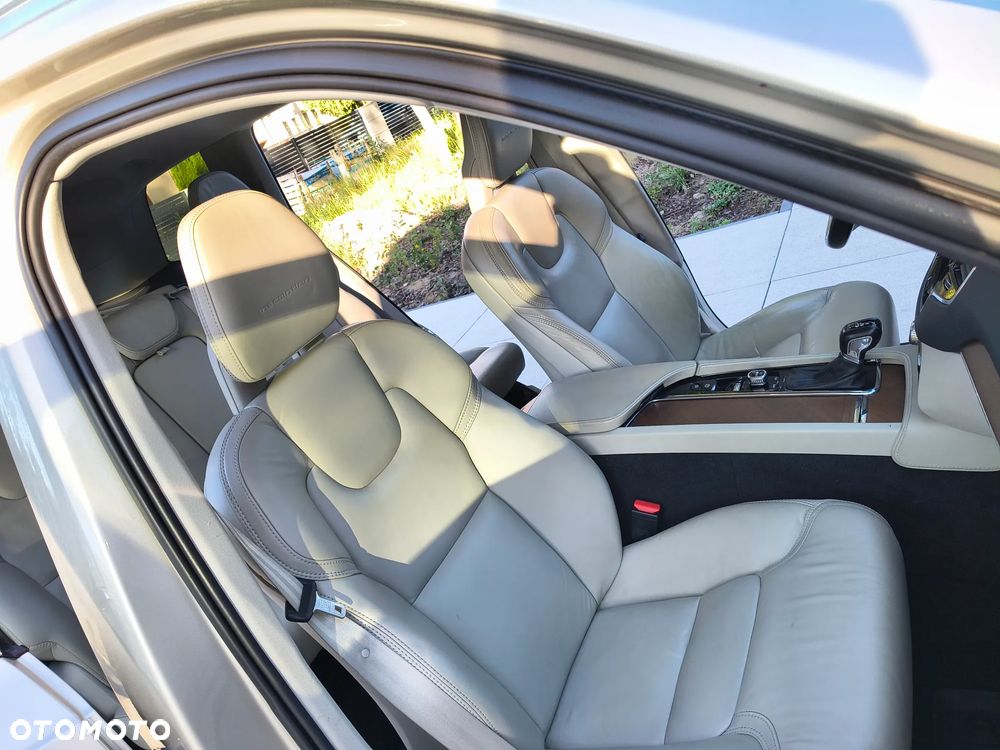 Volvo XC 90 D5 AWD Inscription - 9