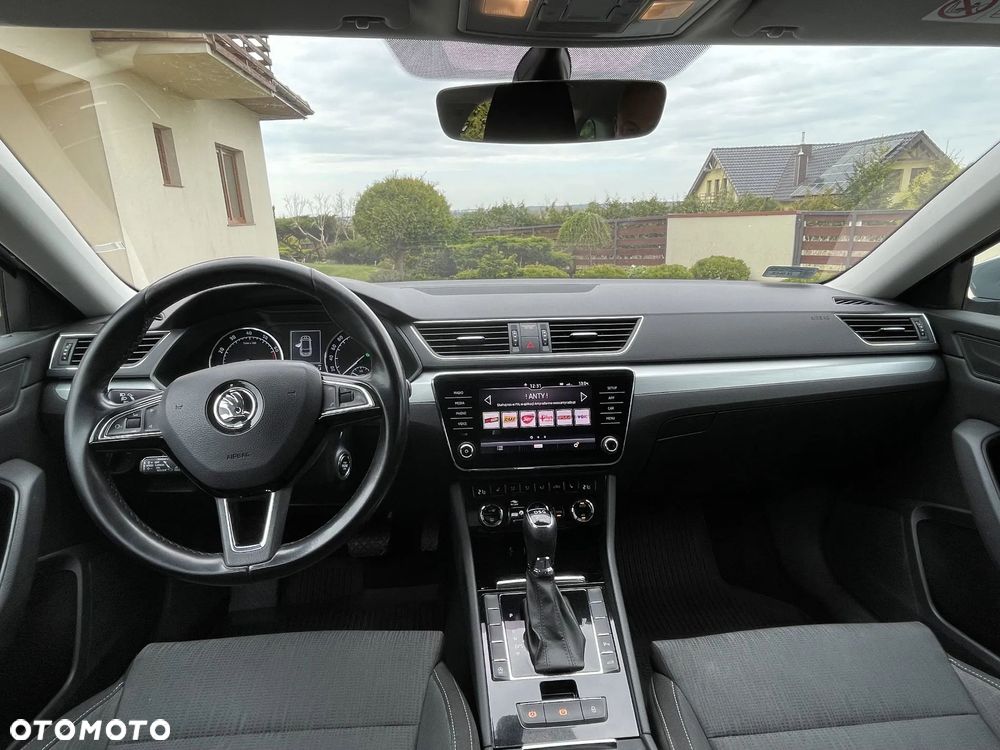 Skoda Superb 1.8 TSI Ambition DSG - 9