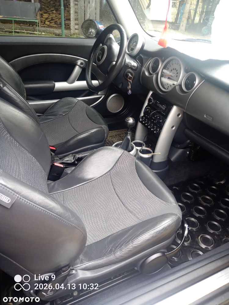 MINI Cooper Standard - 5