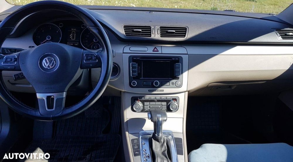 Volkswagen Passat 2.0 TDI DPF DSG Comfortline - 7