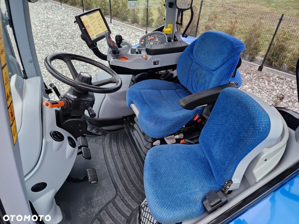 New Holland T7.200 AUTOCOMMAND - 7