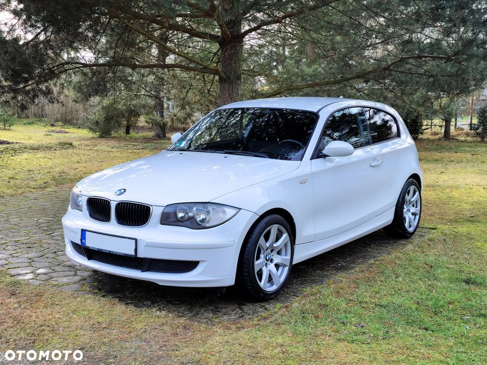 BMW Seria 1 116i - 1