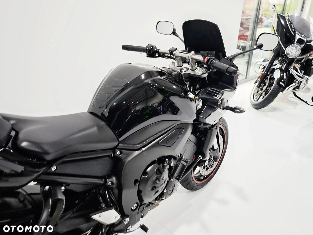 Yamaha FZ - 9