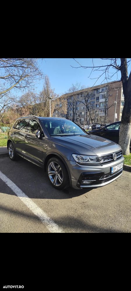 Volkswagen Tiguan - 36