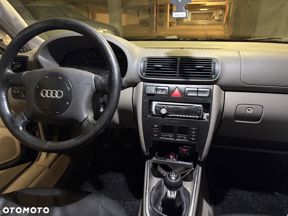 Audi A3 Sportback - 6