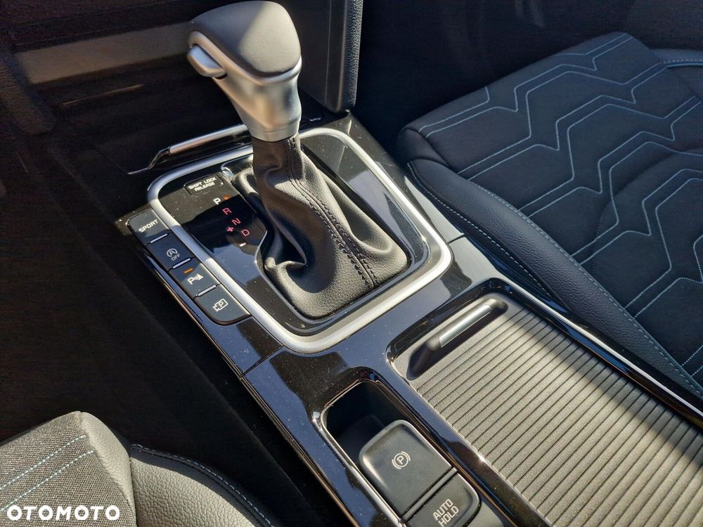 Kia XCeed 1.6 T-GDI Tribute DCT - 15