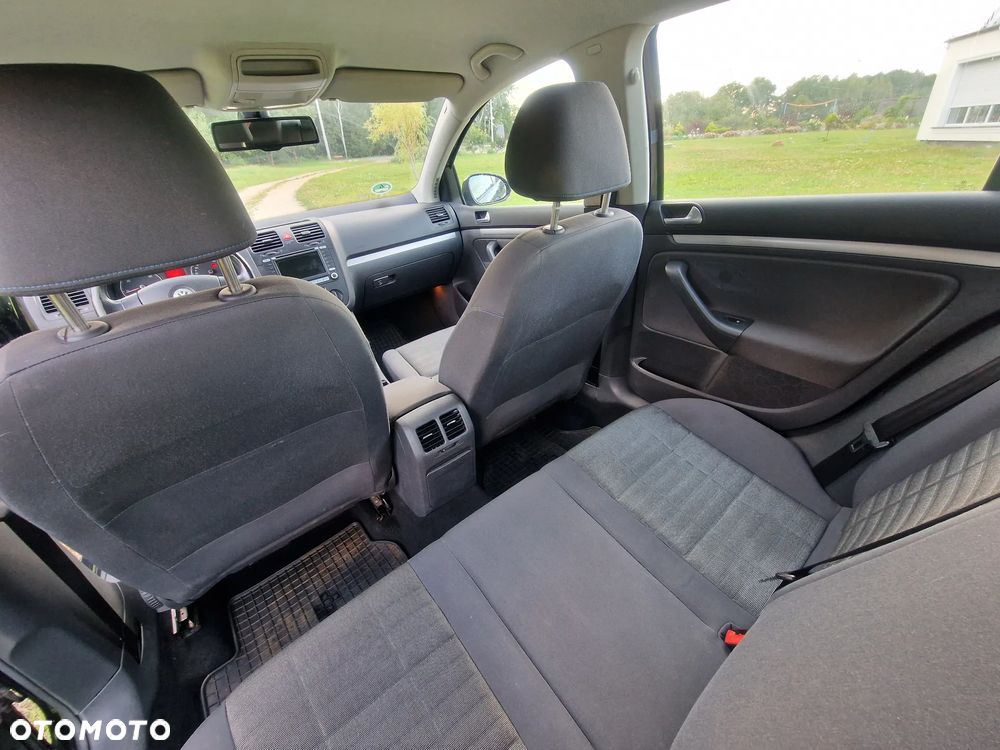 Volkswagen Golf 1.9 TDI DPF Tour - 15