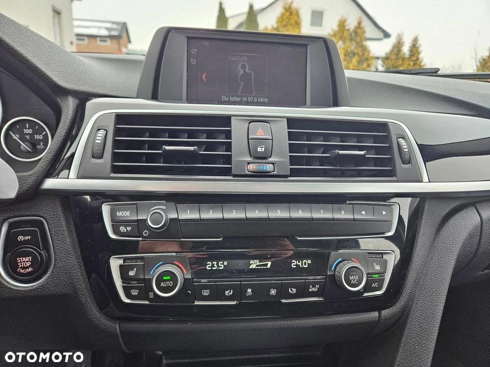 BMW Seria 3 320d Edition Luxury Line Purity - 12