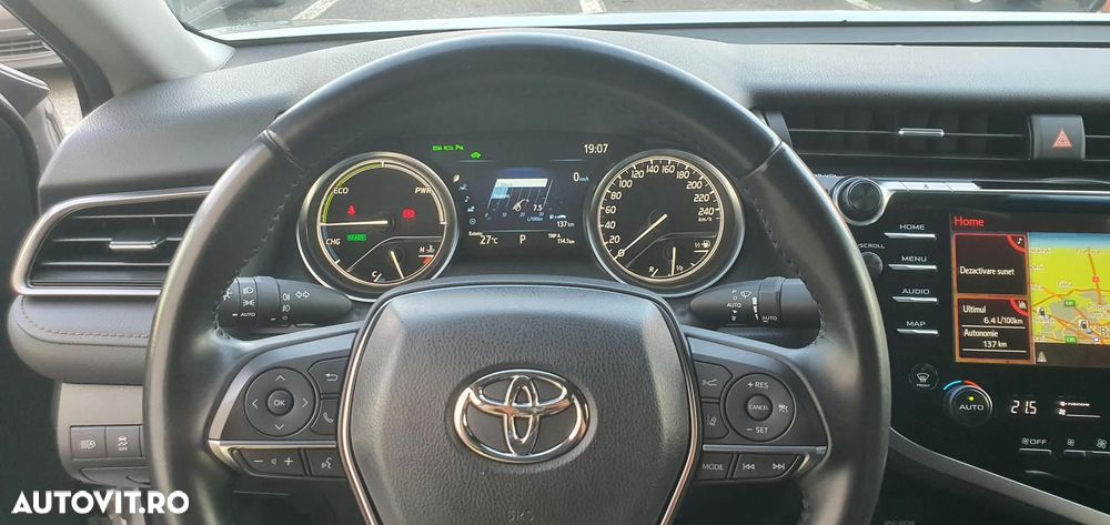 Toyota Camry 2.5 Exclusive - 20