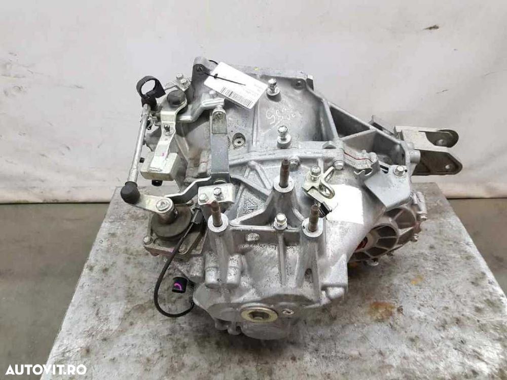 Cutie de viteze Mitsubishi Outlander; 2.0 CRD; 6 Trepte; 4x4 - 3