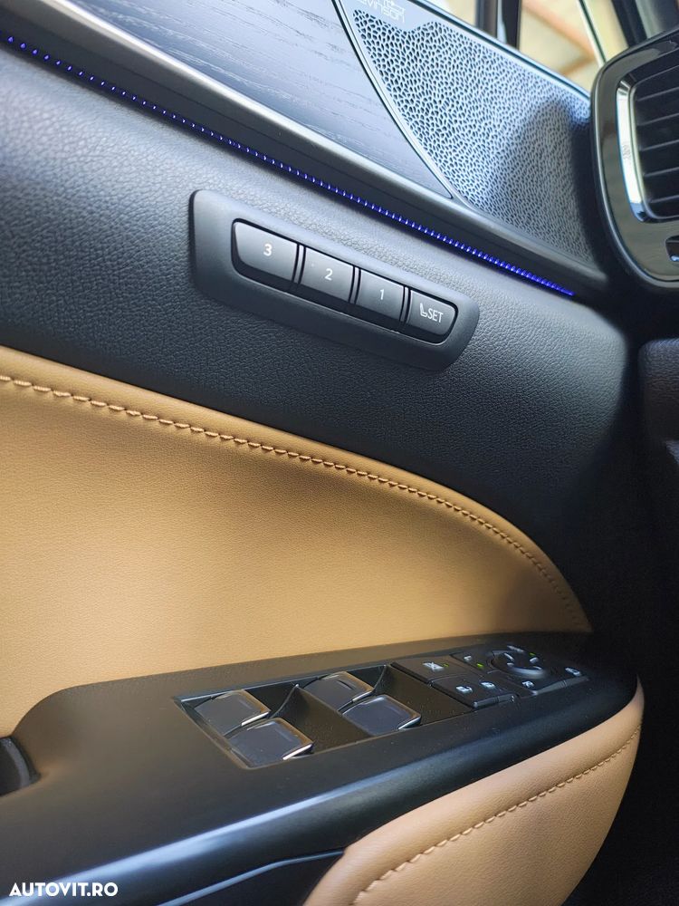 Lexus Seria NX - 10