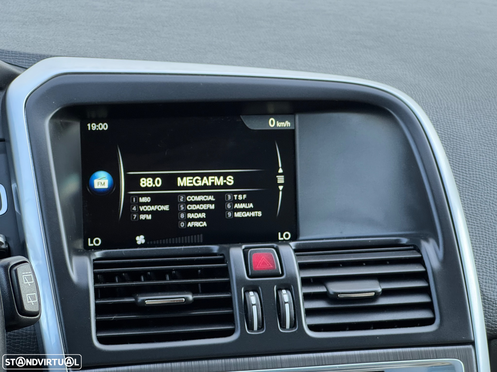 Volvo XC 60 - 21