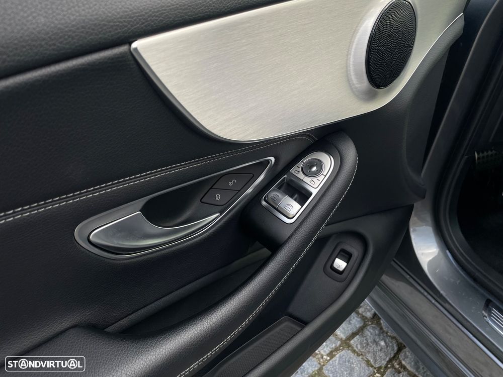Mercedes-Benz C 220 d Coupe 9G-TRONIC AMG Line - 17