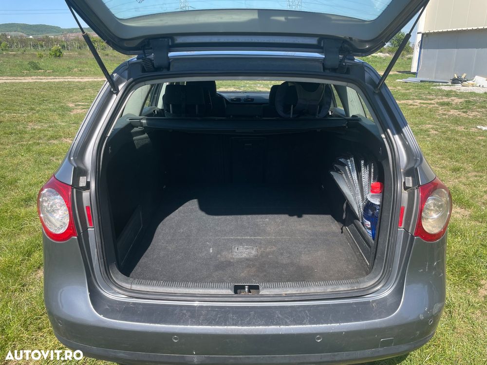Volkswagen Passat 1.9 TDI Comfortline - 5
