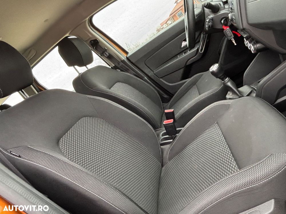 Dacia Duster TCe 100 Comfort - 27