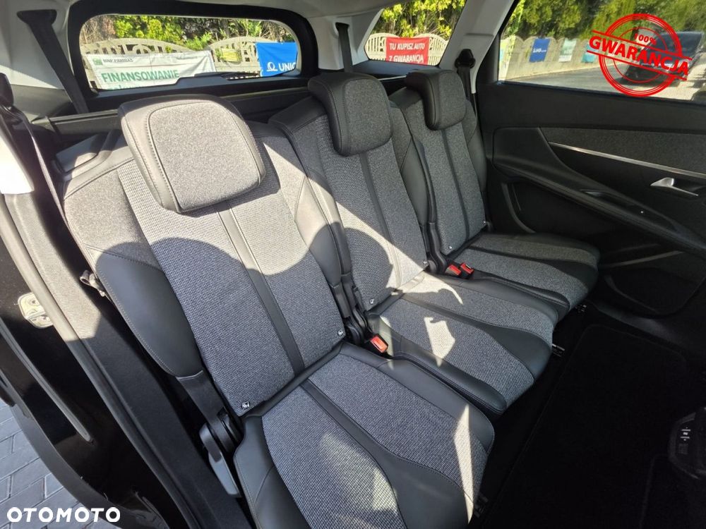 Peugeot 5008 - 23