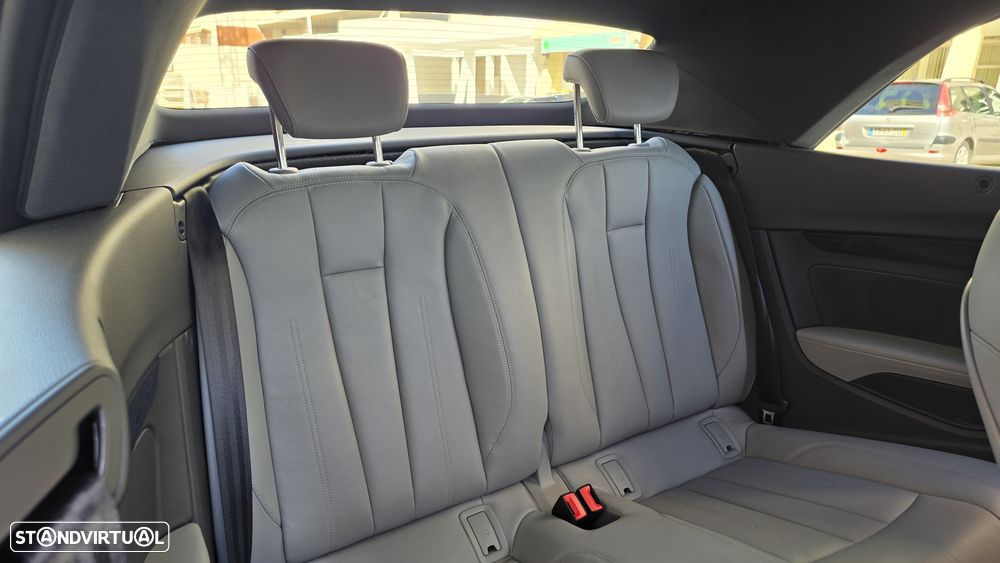 Audi A5 Cabrio 40 TDI S line S tronic - 31