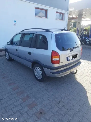 Opel Zafira - 3