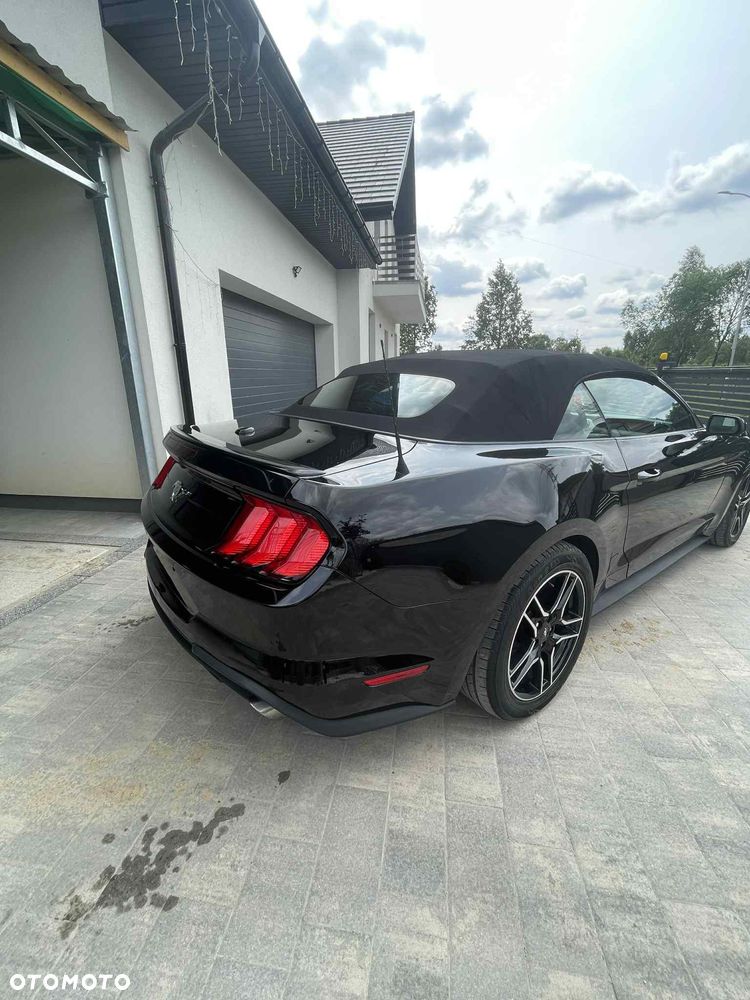 Ford Mustang 2.3 EcoBoost - 14