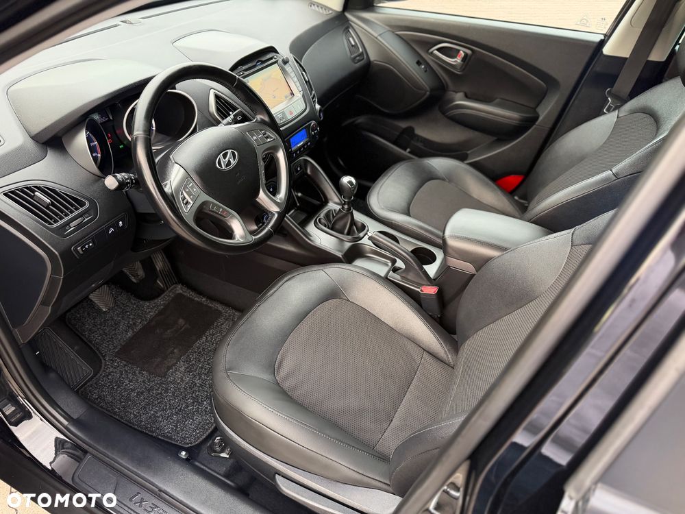 Hyundai ix35 1.6 2WD Fifa World Cup Edition - 15