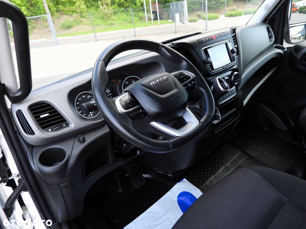 Iveco DAILY 35S18 PLANDEKA 10 PALET WEBASTO TEMPOMAT NAWIGACJA LEDY AUTOMAT HI-MATIC KLIMATYZACJA  180KM - 3