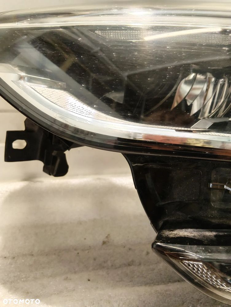 Renault Megane IV LIFT FULL LED KOMPLET LAMP PRZEDNICH 260105675R - 5