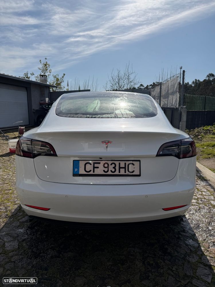 Tesla Model 3 Standard Range Plus RWD - 3