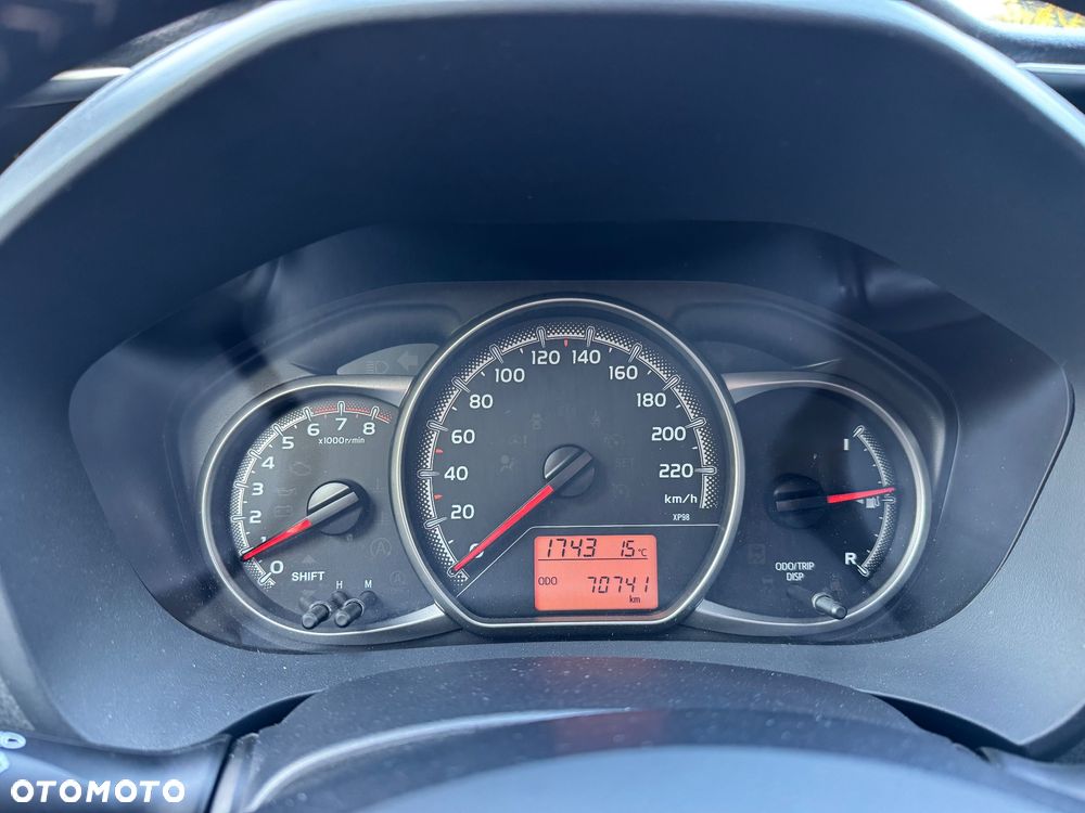 Toyota Yaris 1.33 Selection Vibe - 27