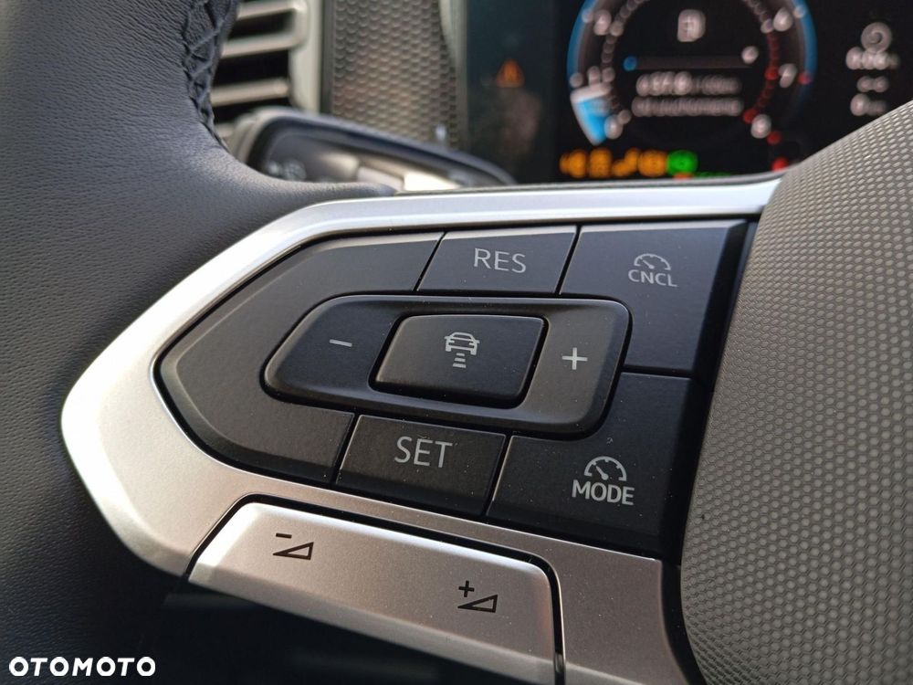 Volkswagen Tiguan - 20