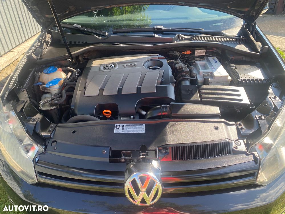 Volkswagen Golf - 2