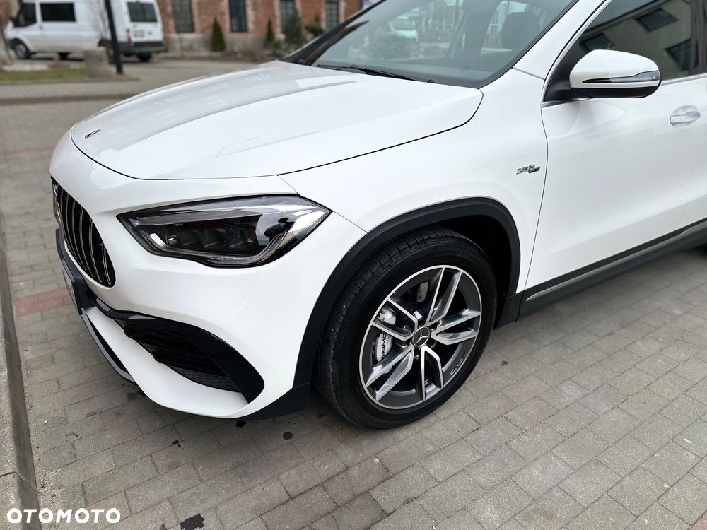 Mercedes-Benz GLA AMG 35 4Matic AMG Speedshift DCT 8G - 11