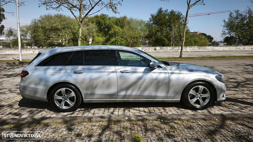 Mercedes-Benz E 220 d Avantgarde+ - 4