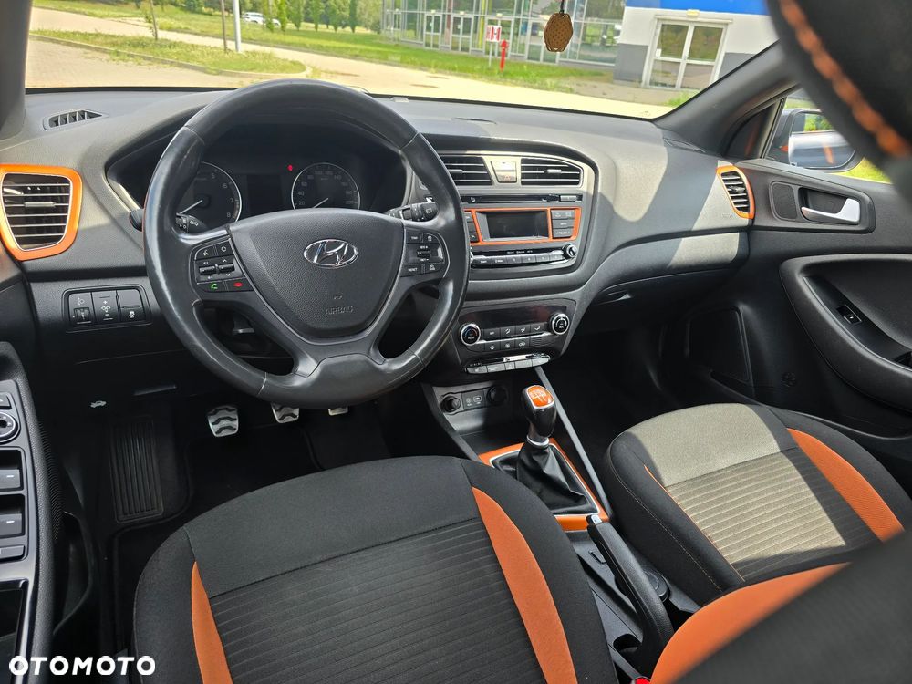 Hyundai i20 blue 1.0 T-GDI Active YES Plus - 8