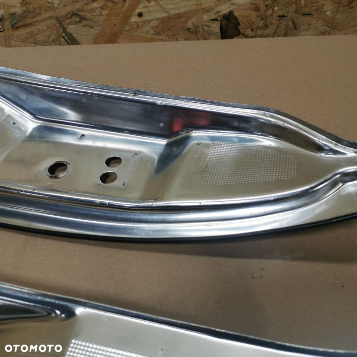 BMW E24 635CSI OSŁONA SŁUBKA B CHROMOWANA LEWA/PRAWA NR. 51131843867 OEM - 5