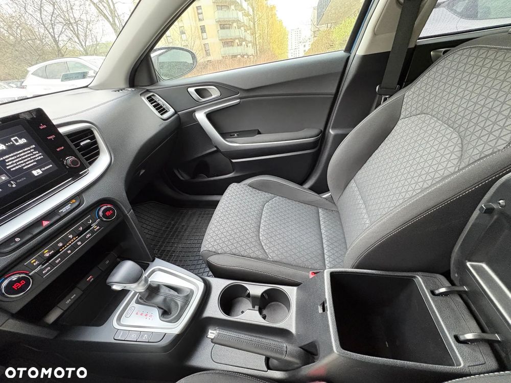 Kia Ceed 1.4 T-GDI M DCT - 12