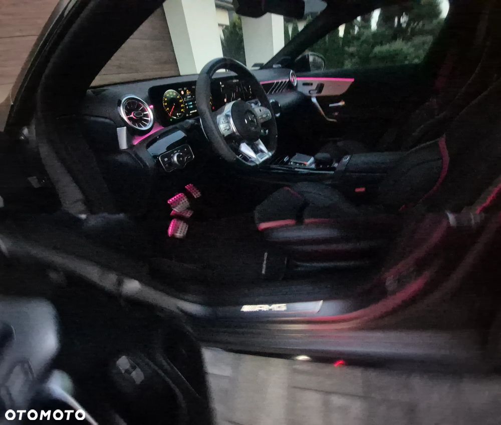 Mercedes-Benz CLA AMG 45 S 4-Matic 8G-DCT - 29